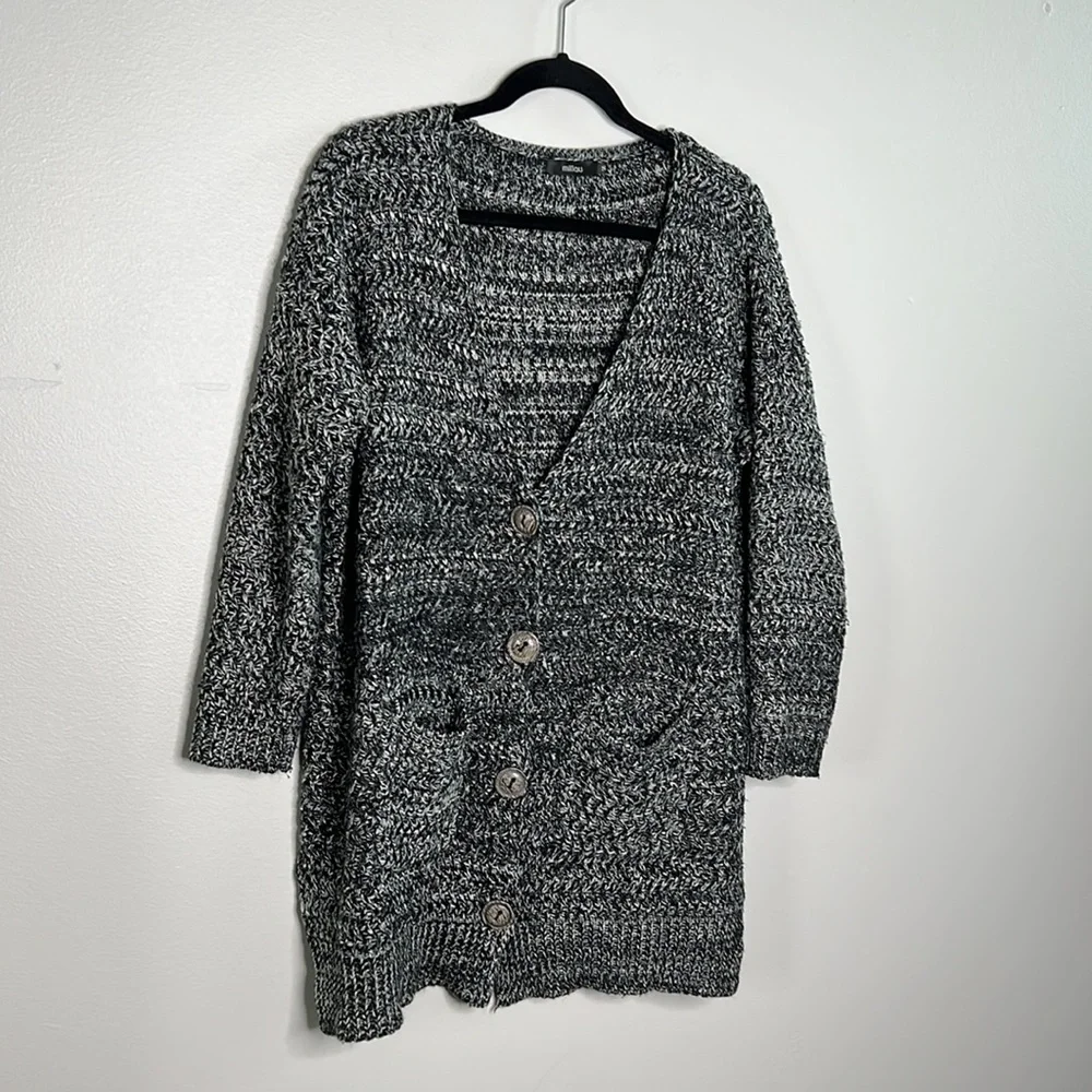 MILLAU Oversized chunky knit large button front Cardigan with pockets size Med